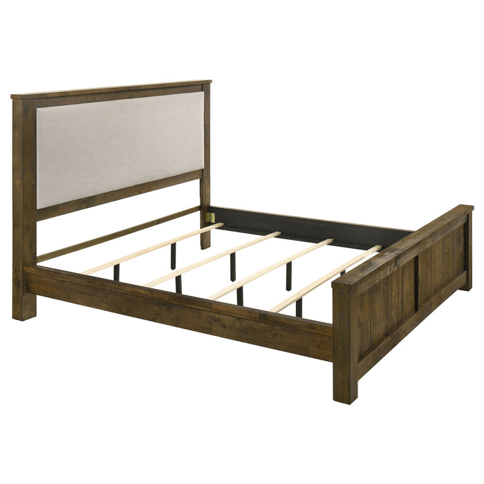 Doherty 4-piece Eastern King Bedroom Set Rustic Brown