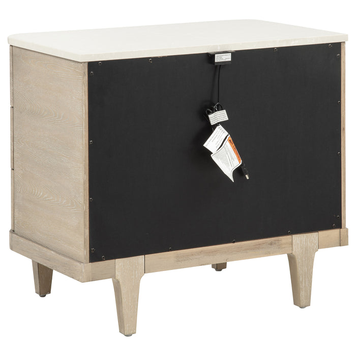 Lucaire 4-piece California King Bedroom Set Sandstone