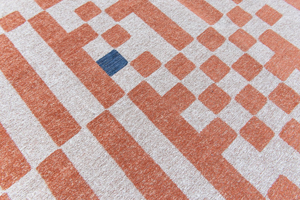 5' x 7' Geometric Non Skid Area Rug - Blue And Red