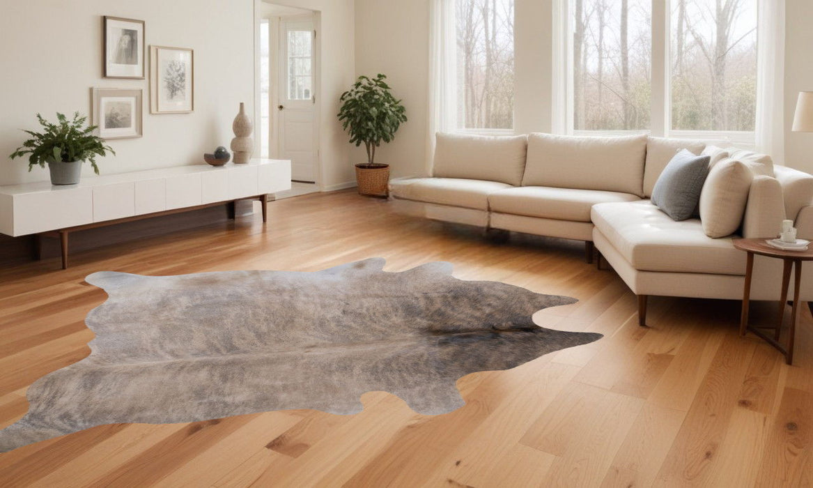 6' x 7' Exotic Cowhide Rug - Light Taupe And Brown