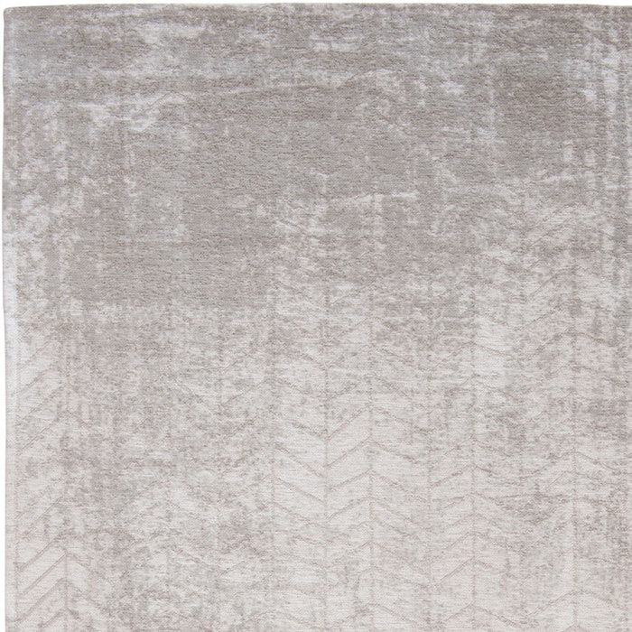 10' Chevron Non Skid Area Rug - Gray And White