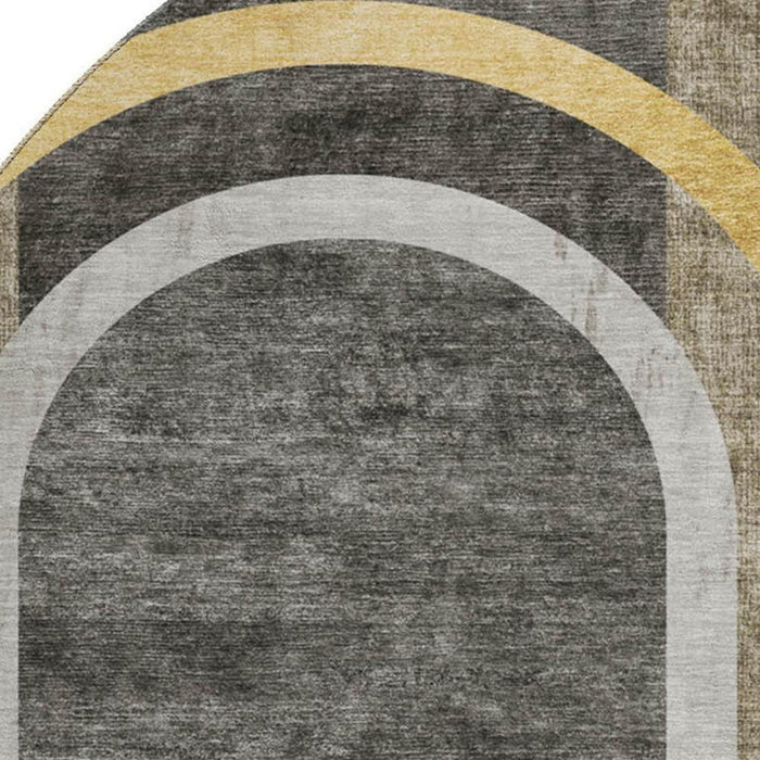 8' Geometric Washable Round Rug With UV Protection (647929) - Taupe / Gold