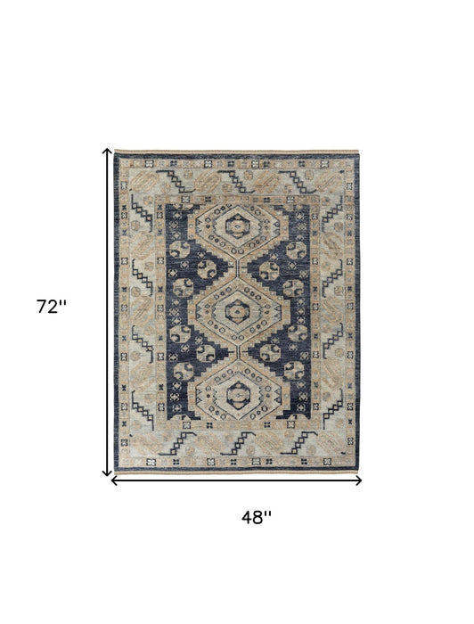 4' x 6' Wool Geometric Hand Knotted Area Rug With Fringe - Blue And Ivory