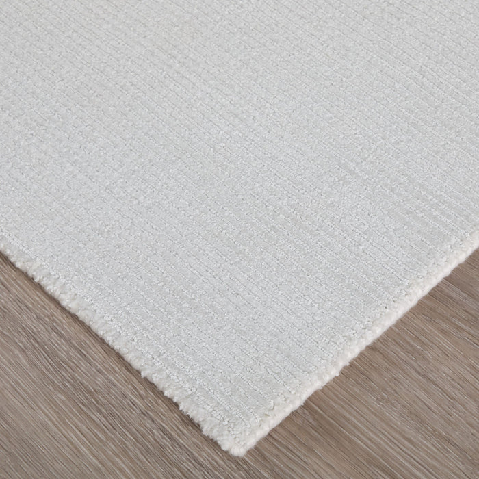 8' X 10' Hand Woven Area Rug (721549) - White