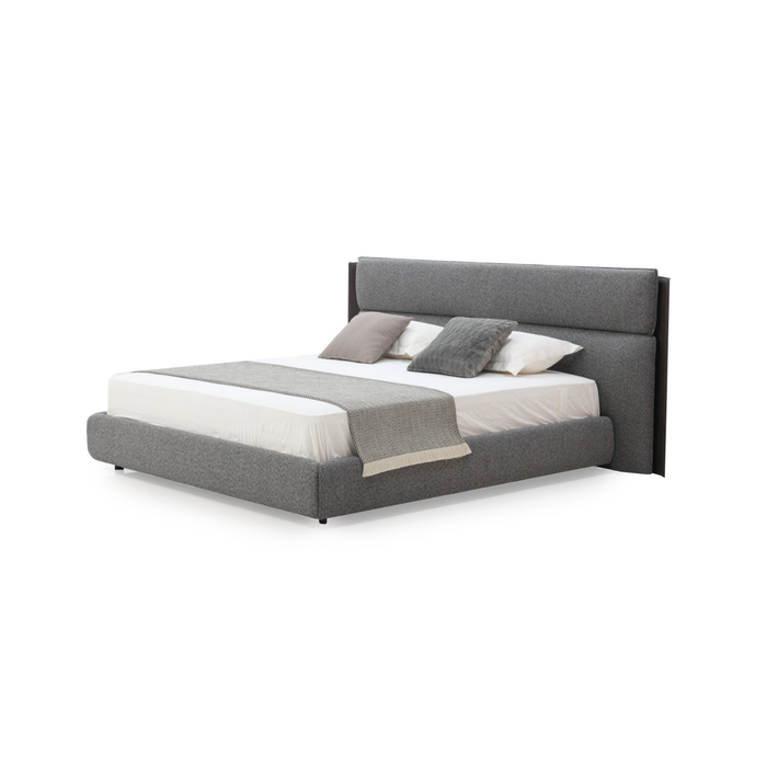 J & M Furniture G Torino in King Size Bed