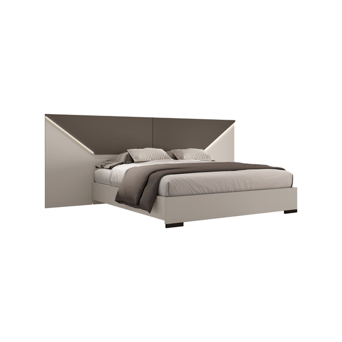 J & M Furniture Lyon Queen Bed