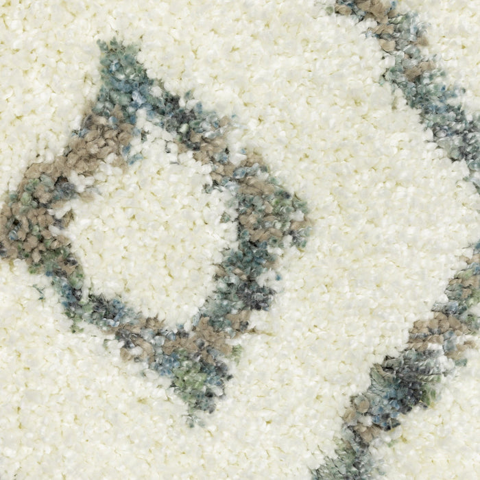 7' X 10' Casual Diamond Shag Area Rug With Fringe - Ivory