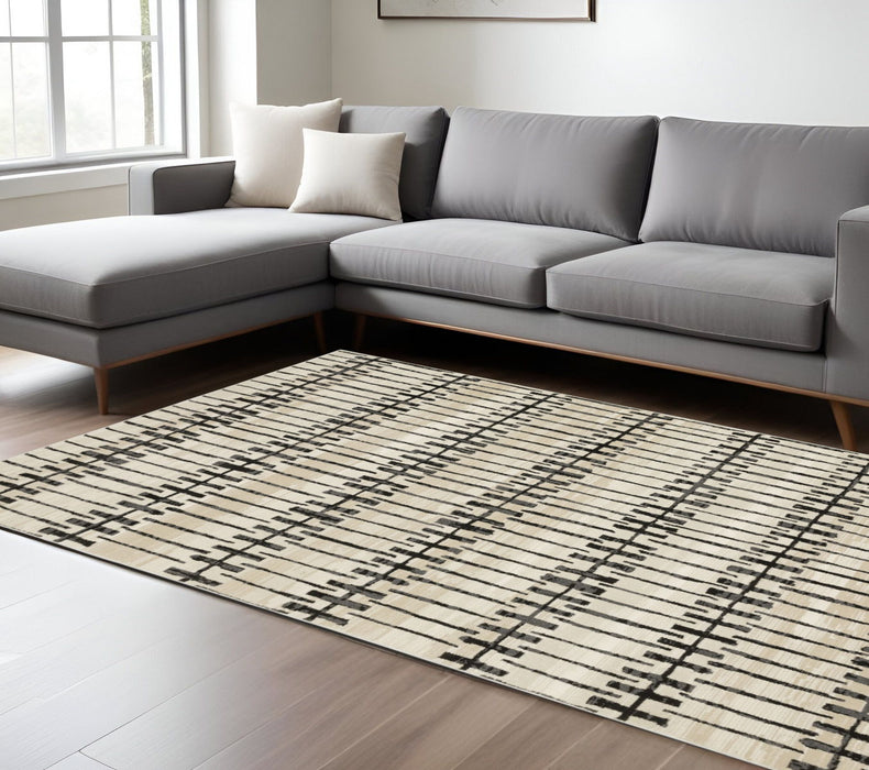 8' X 11' Geometric Area Rug - Beige And Black