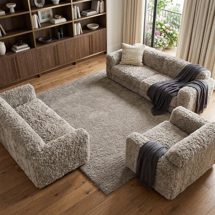 7' X 10' Shag Hand Tufted Area Rug (574456) - Silver