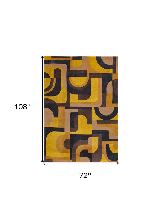 7' X 9' Geometric Washable Area Rug (551745) - Yellow / Black
