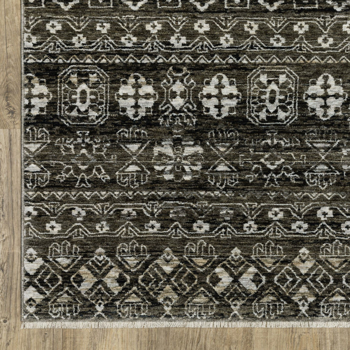 7' X 10' Tribal Area Rug With Fringe - Black And Gray