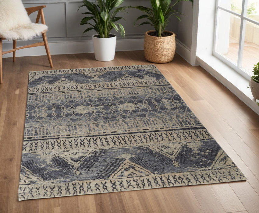 4' x 6' Wool Floral Hand Knotted Area Rug - Gray Blue And Ivory