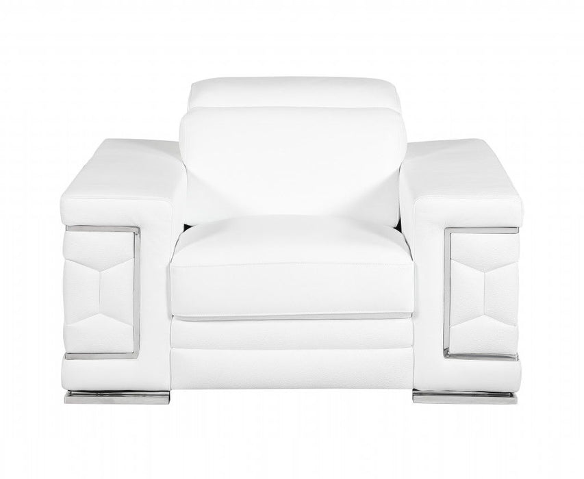 Sturdy Chair - White
