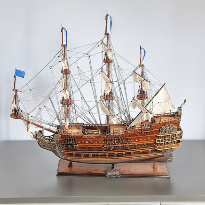 Hand Painted Solei Royal Medium Model Boat - Brown