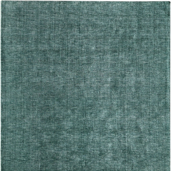 8' X 11' Hand Woven Area Rug - Green And White