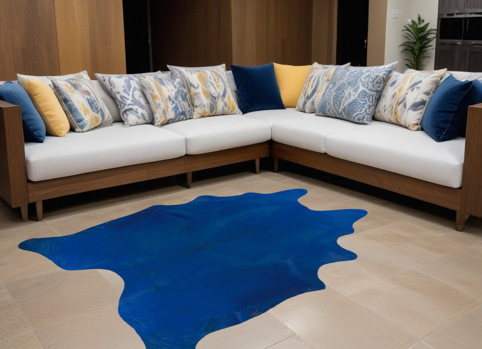 5' x 7' Hand Knotted Area Rug - Cobalt Cowhide