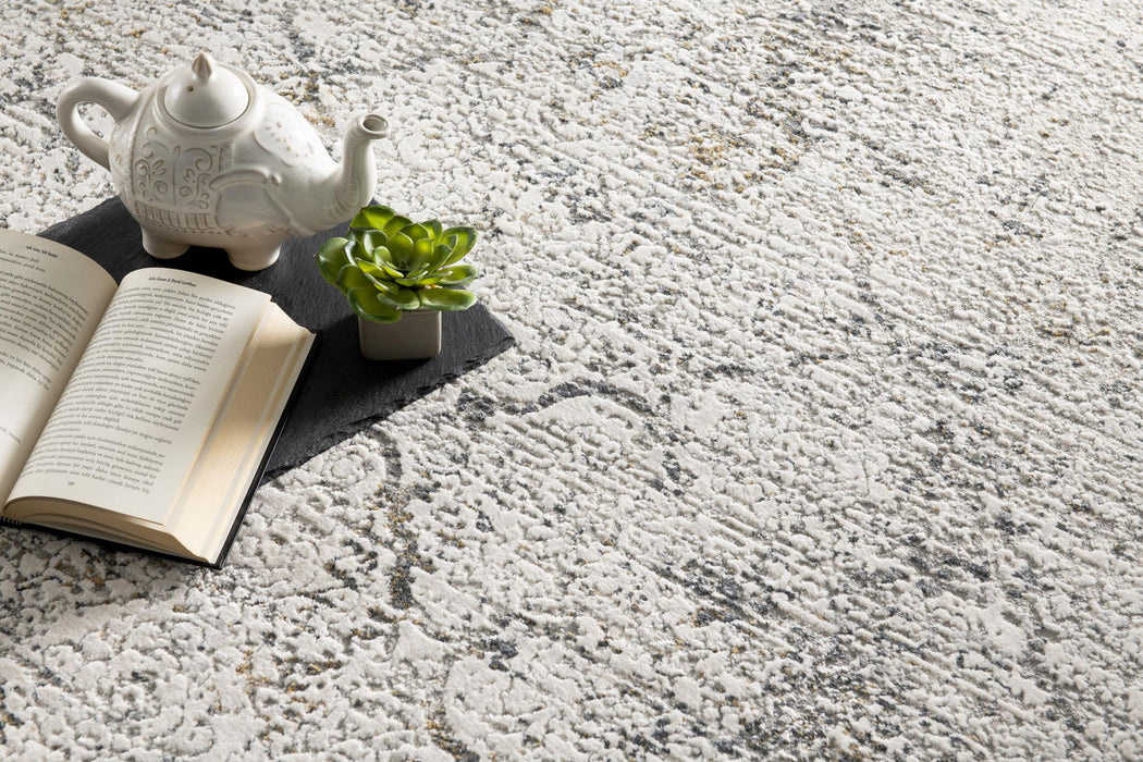 20' Damask Distressed Runner Rug - Gray And Ivory