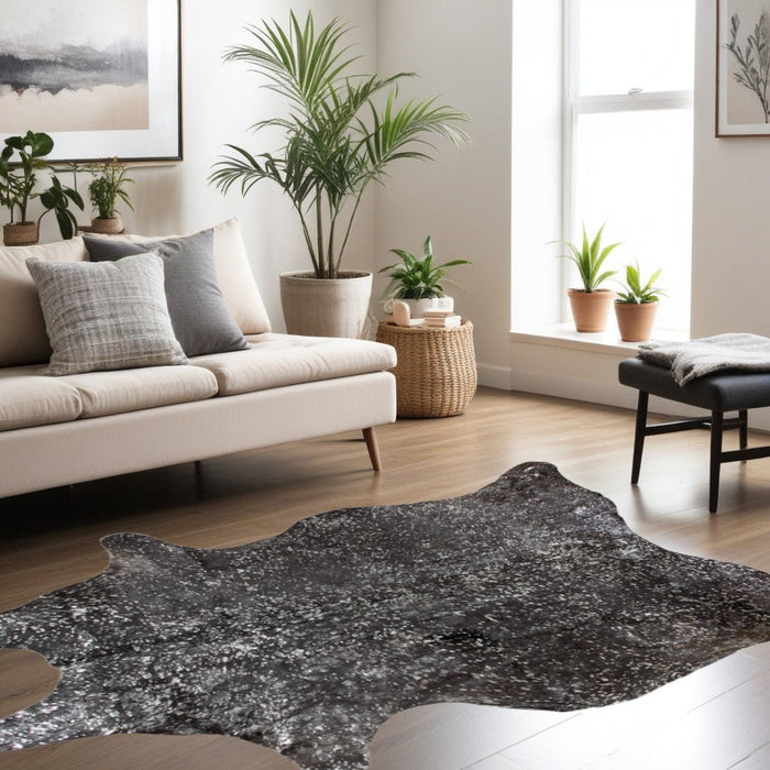 6' x 7' Cowhide Hand Knotted Area Rug - Brown And Silver
