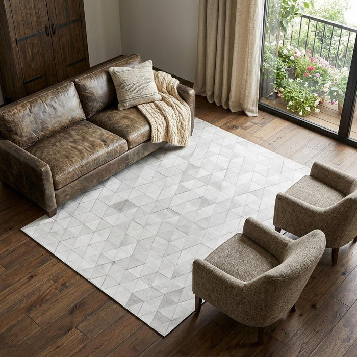 8' X 10' Cowhide Geometric Area Rug (544500) - Gray