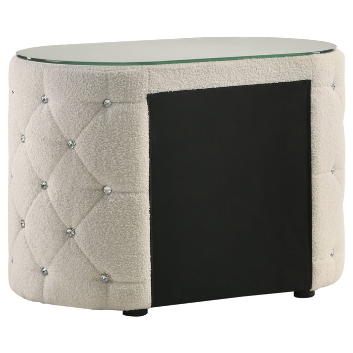 Sonya 4-piece Upholstered Queen Bedroom Set Ivory