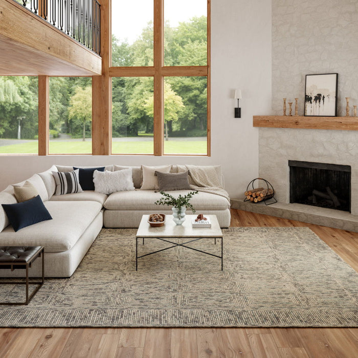 8' X 10' Wool Geometric Area Rug - Ivory And Gray