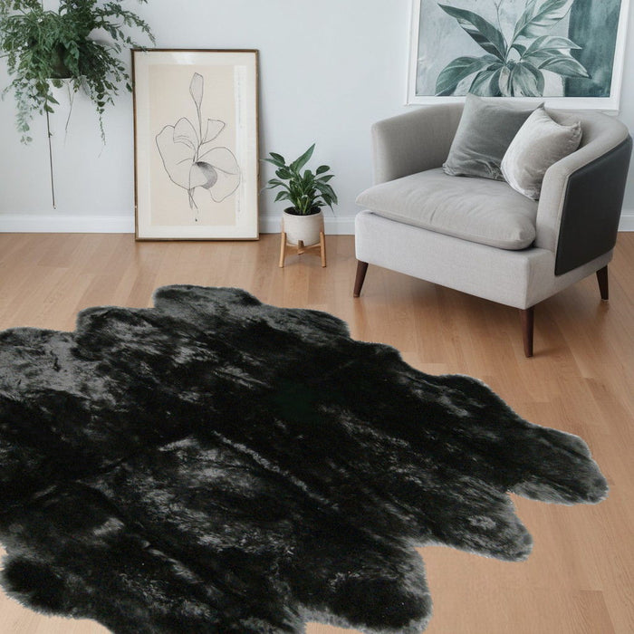 6' x 6' Animal Print Area Rug - Black