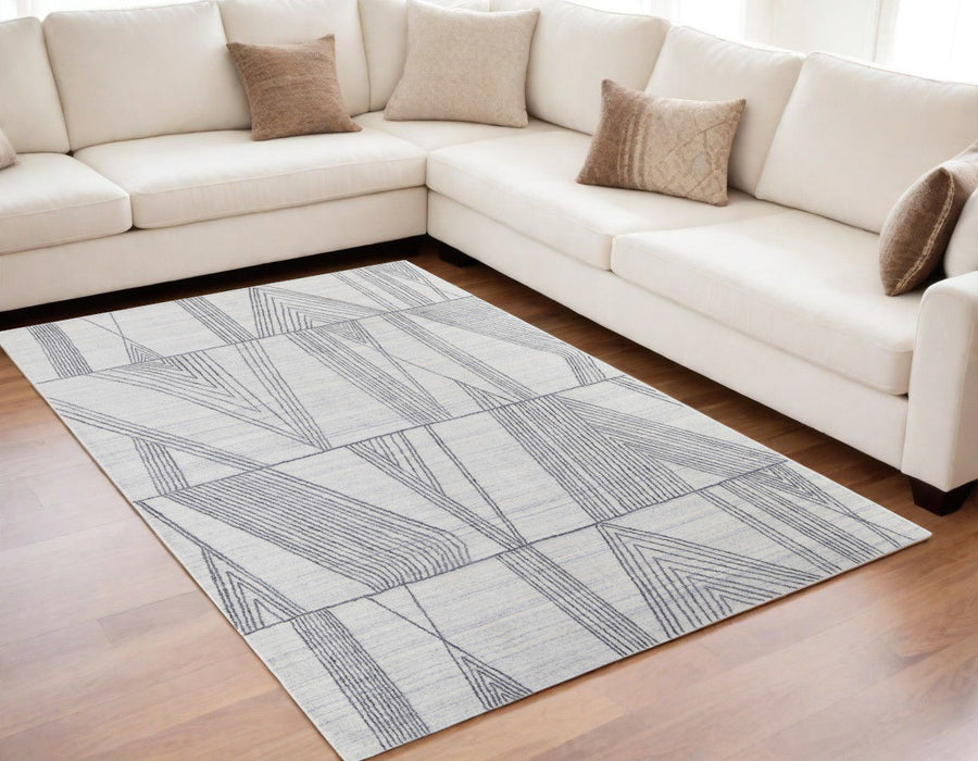 5' x 8' Abstract Hand Woven Area Rug - Black And Ivory