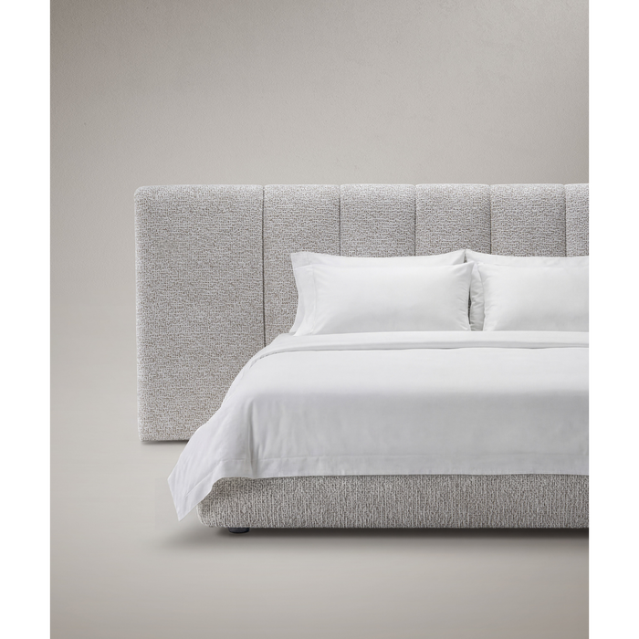 J & M Furniture Anshin Queen Bed