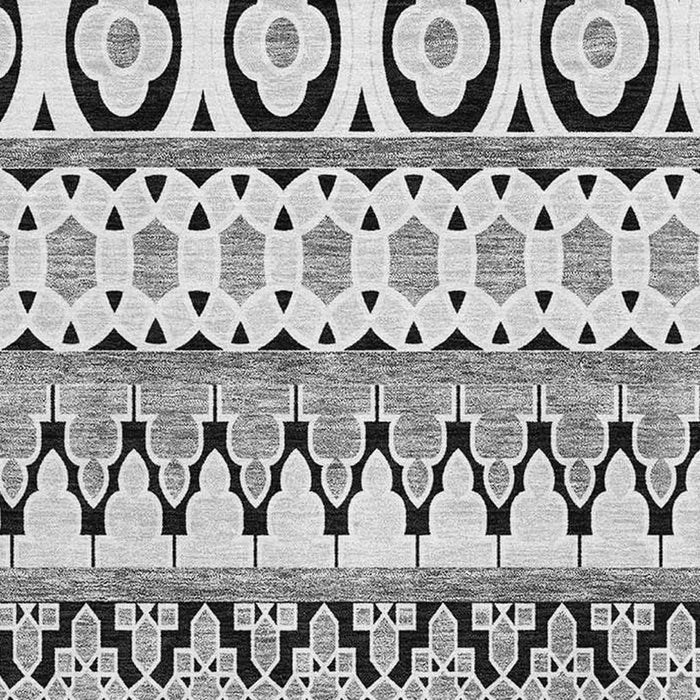 8' X 10' Ikat Washable Area Rug With UV Protection - Black And Ivory
