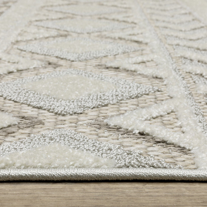 7' X 10' Tribal Area Rug (575617) - Beige / Gray