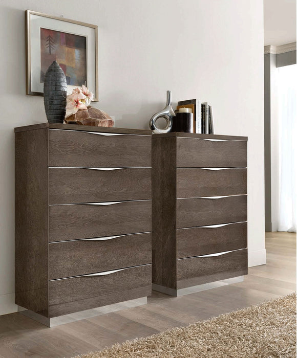 ESF Platinum wood accent chest with a sleek design and natural wood finish, showcasing its elegant storage and decorative style.