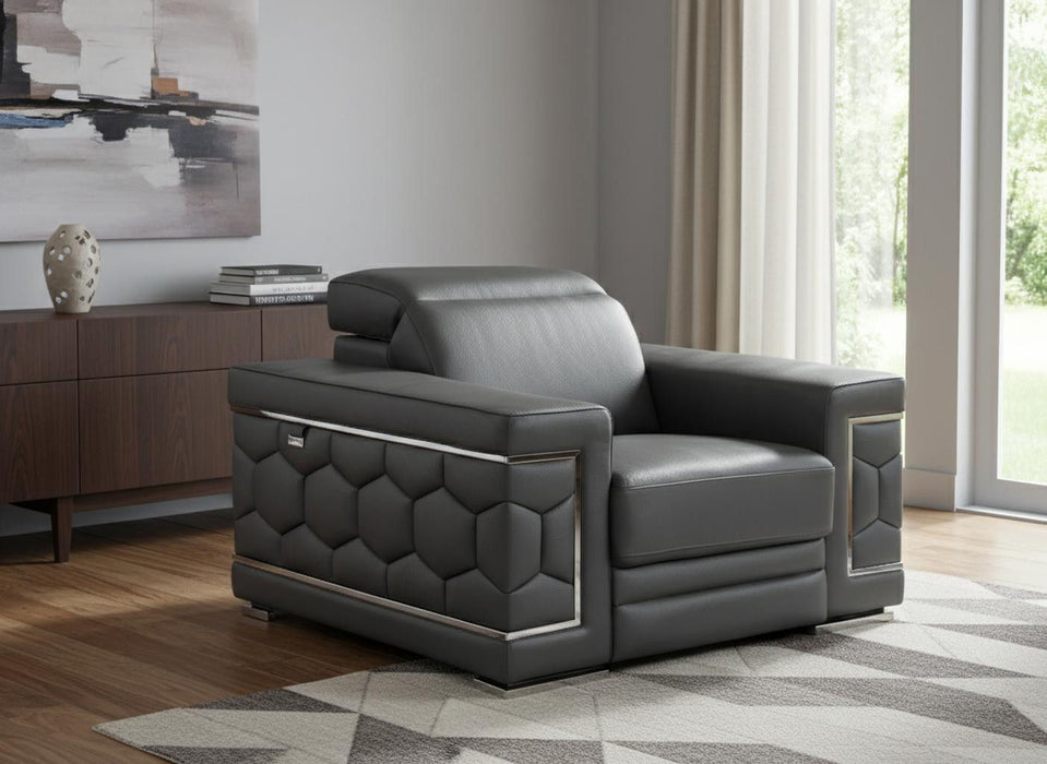 Sturdy Chair - Dark Gray