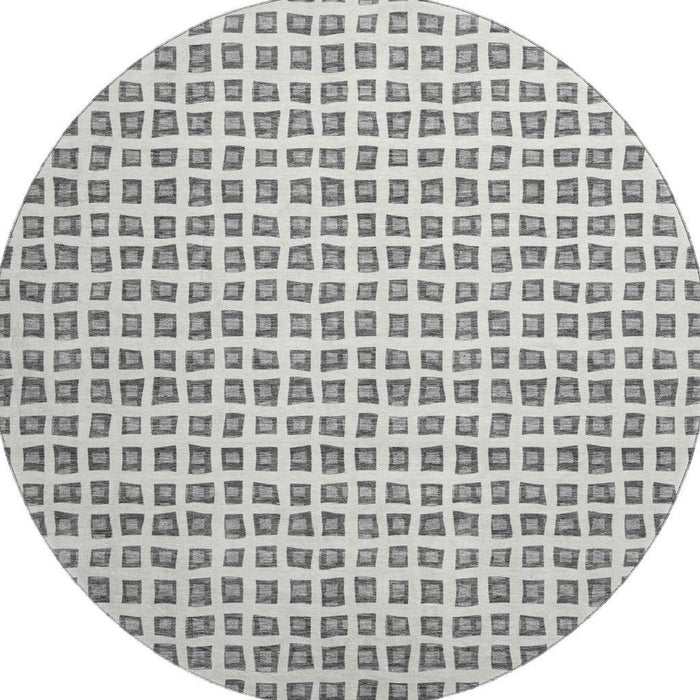 8' Geometric Washable Round Rug With UV Protection - Gray / Silver