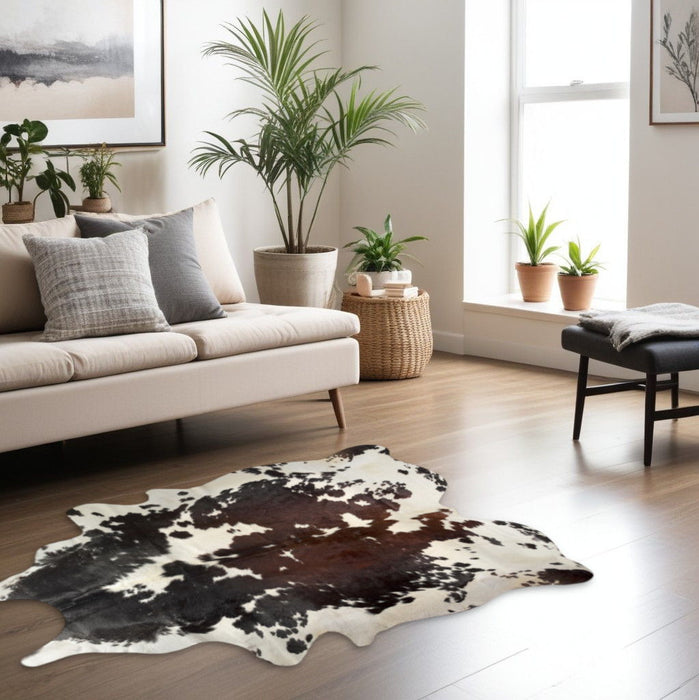 6' x 7' Cowhide Hand Knotted Area Rug - Brown Black And White