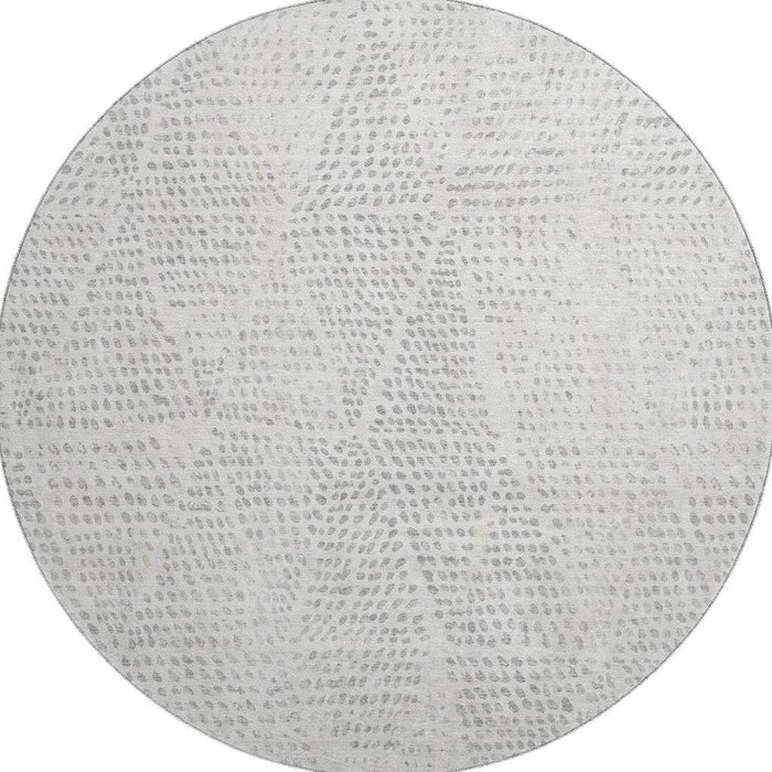 8' Diamond Washable Round Rug With UV Protection (650611) - Silver / Ivory