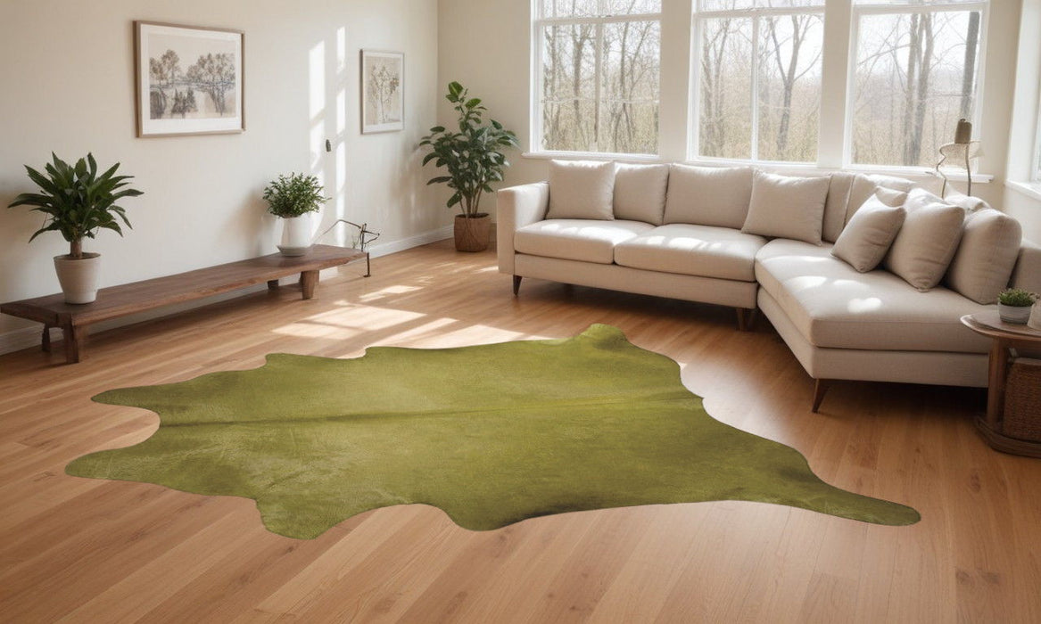 6' x 7' Cowhide Hand Knotted Area Rug - Lime Green