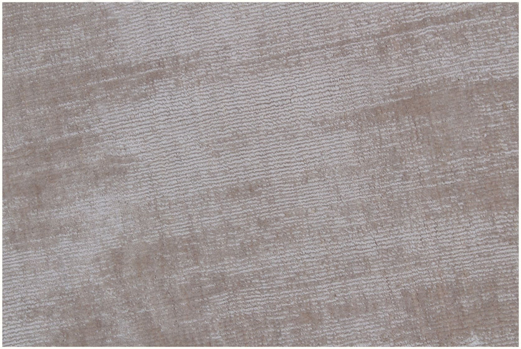 8' x 10' Hand Loomed Area Rug - Beige