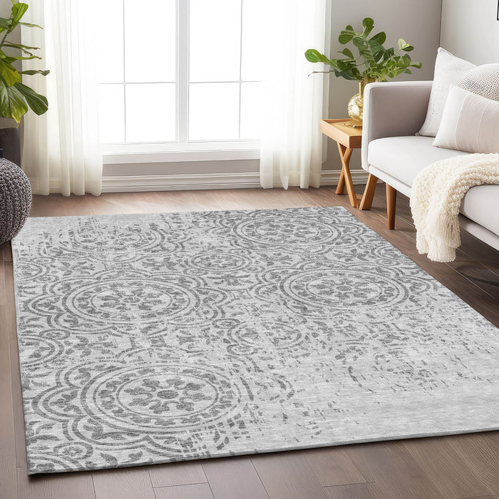 10' X 14' Medallion Washable Area Rug With UV Protection - Silver / Gray