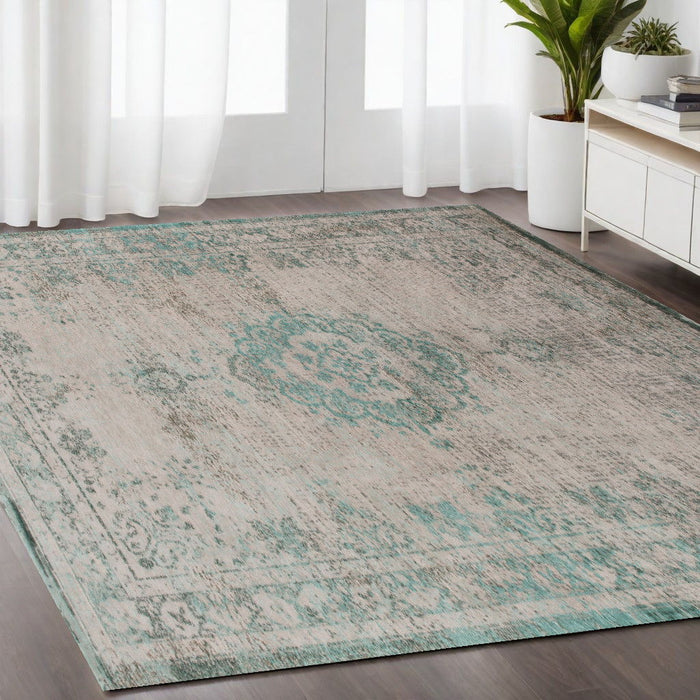 4' x 6' Medallion Non Skid Area Rug - Gray And Green