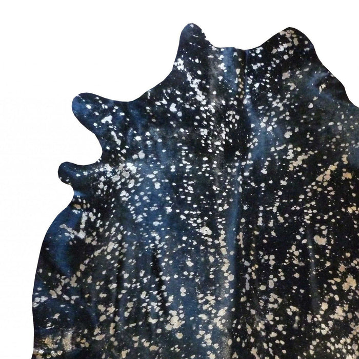 6' Devore On Black Stenciled Cowhide Rug - Gold