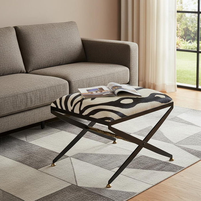 Cotton Blend And Black Ottoman - Black / White