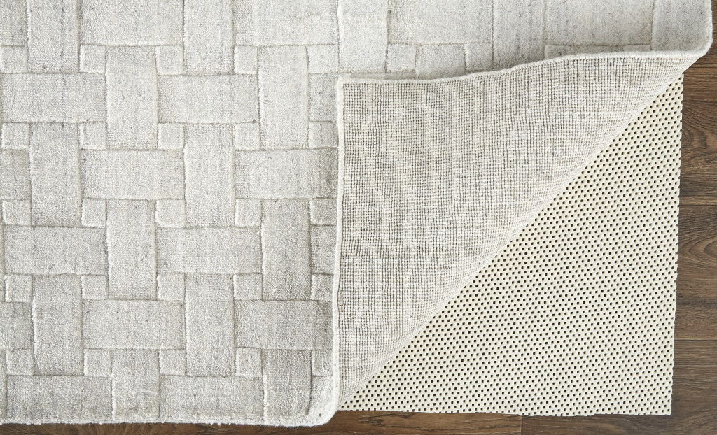 9' x 12' Hand Woven Area Rug - White And Silver