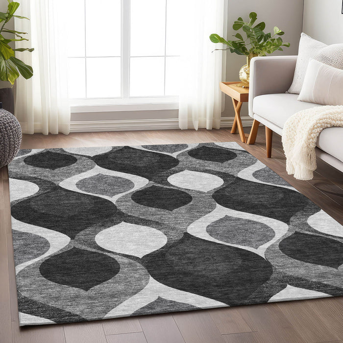 8' X 10' Ogee Washable Area Rug With UV Protection - Black And Silver
