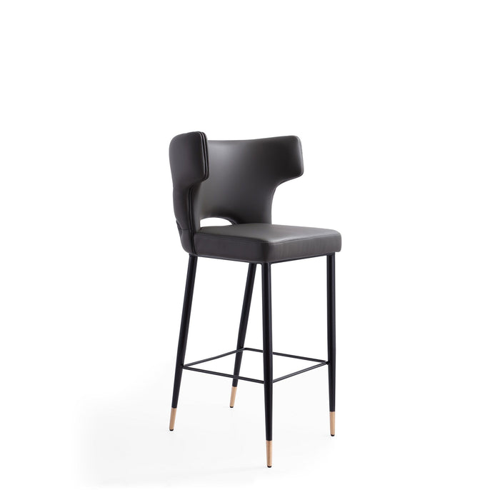Manhattan Holguin - Barstool