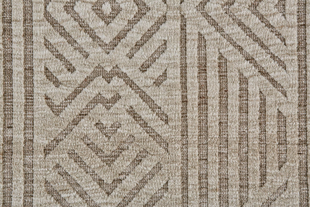 8' x 10' Geometric Stain Resistant Area Rug - Tan Ivory And Brown