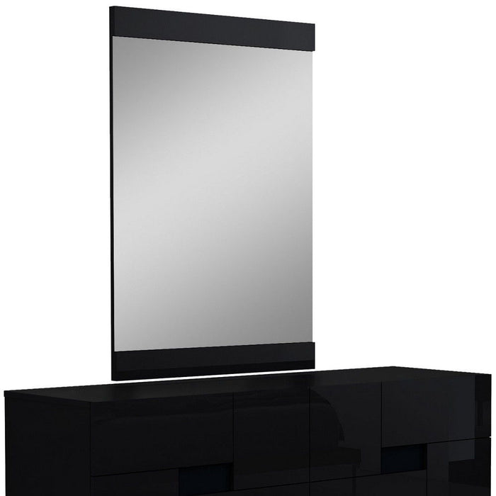 Superb High Gloss Dresser - Black