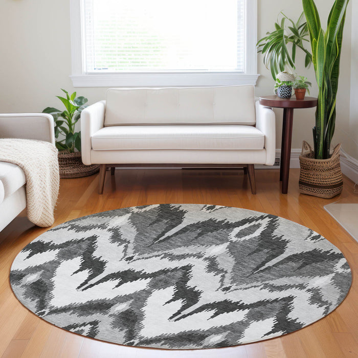 8' Ikat Washable Round Rug With UV Protection - Gray And Silver