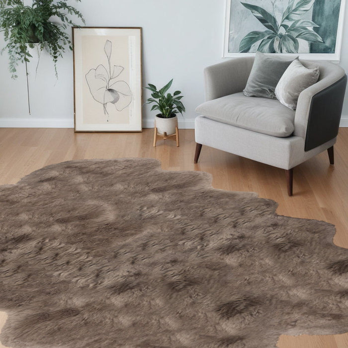 60" x 84" Cowhide Area Rug - Brindle