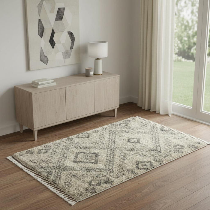 4' X 6' Geometric Shag Non Skid Area Rug With Fringe (552483) - Beige / Gray