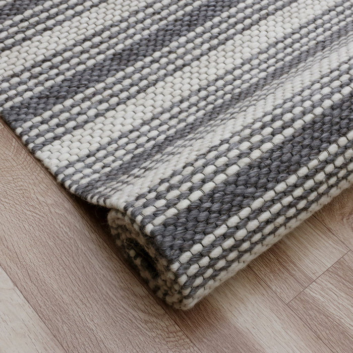 8' x 10' Striped Hand Woven Non Skid Area Rug - Gray And Ivory